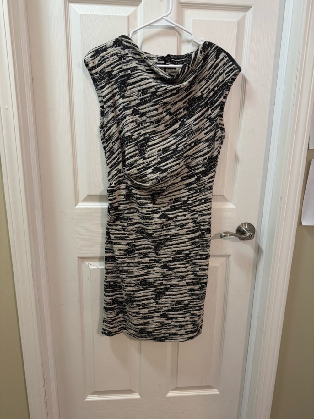 Nicole Miller Artelier Cowl Neck Ruched Waist, Knit Sheath Dress w/Leather Sz 8